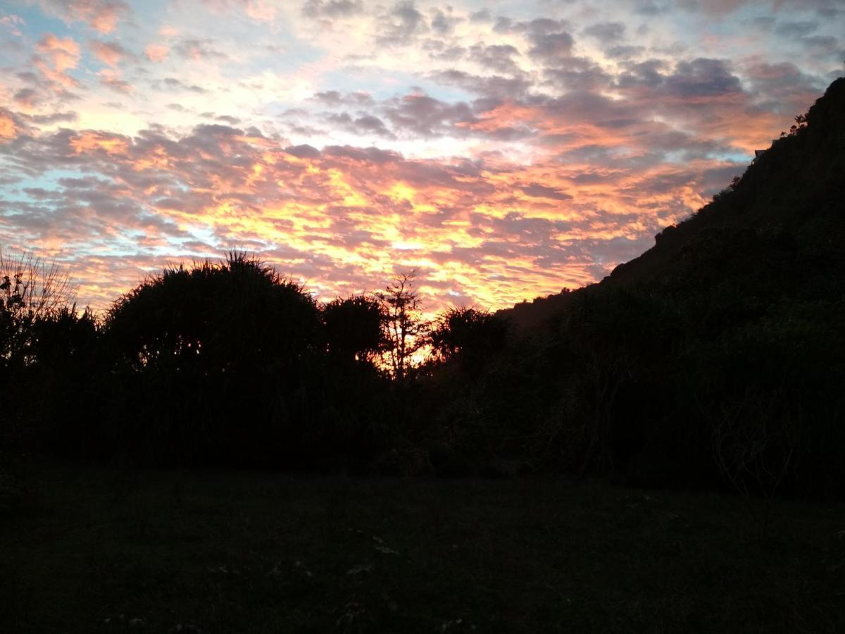 הוילה Uluwatu Nunggalan Hut מראה חיצוני תמונה